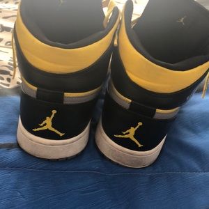 Jordan 1s size 9.5